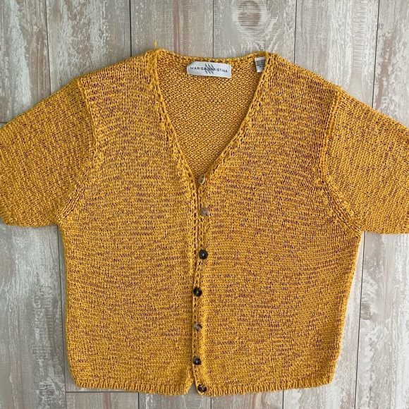Marisa Christina Tops - Marisa Christina vintage crochet mustard short sleeve top